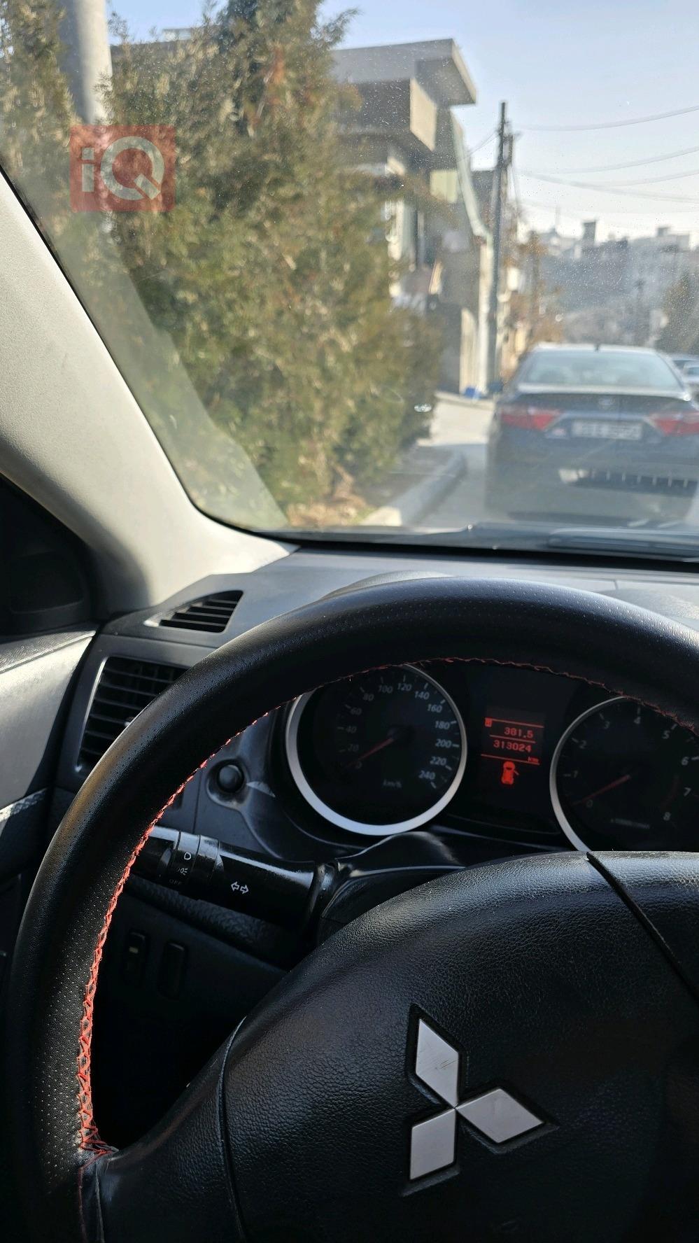 ميتسوبيشي لانسرEX